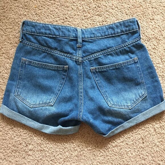 H&M Blue Denim Shorts - Picture 2 of 5